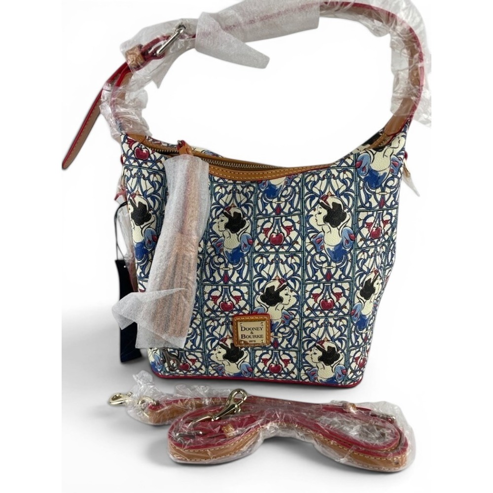 Dooney & Bourke Disney‎ Snow White Paige Hobo Crossbody Bag Detachable Strap NWT